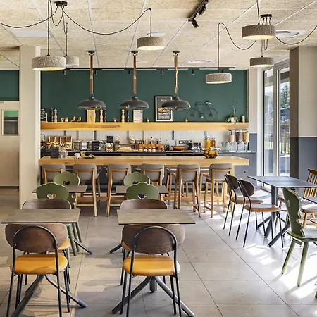 Western Coeur De Maurienne Restaurant&spa